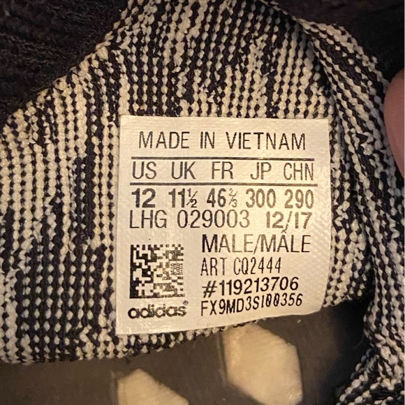 Adidas NMD R2 Primeknit Black/ White/ Grey Red Boost Sz 12 - Picture 6 of 6